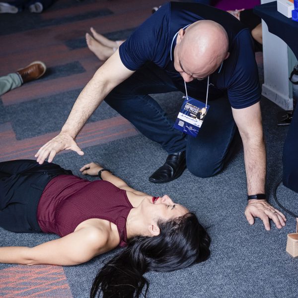 pratica-do-passe-magnetico-turma-12-2024-adriana-gonçalves